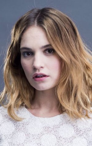 Poster Lily James